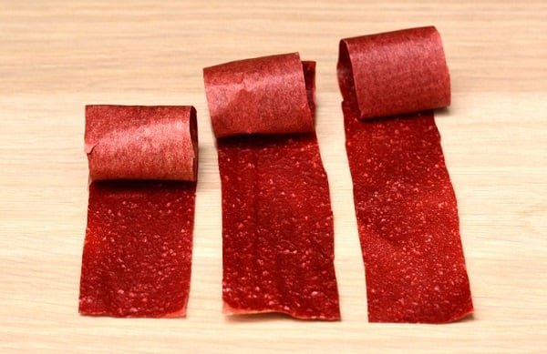 The homemade fruit roll ups recipe is perfect for when you have lots of fruit to preserve. Great easy snack recipe!