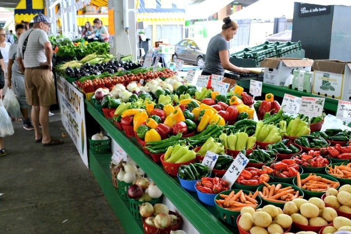 Farmers market shopping tip: You can get great deals if you go late in the day.
